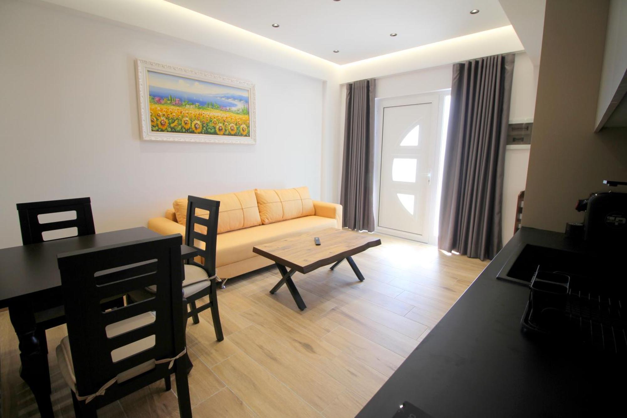 Alis Apartments Sarandë Exterior foto